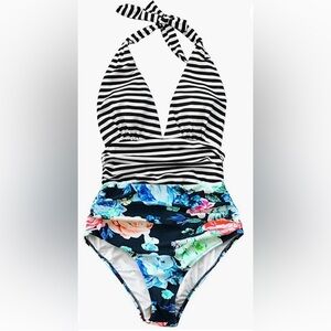 CUPSHE Women's One Piece Swimsuit Halter Plunge Neck Ruched Medium NWT